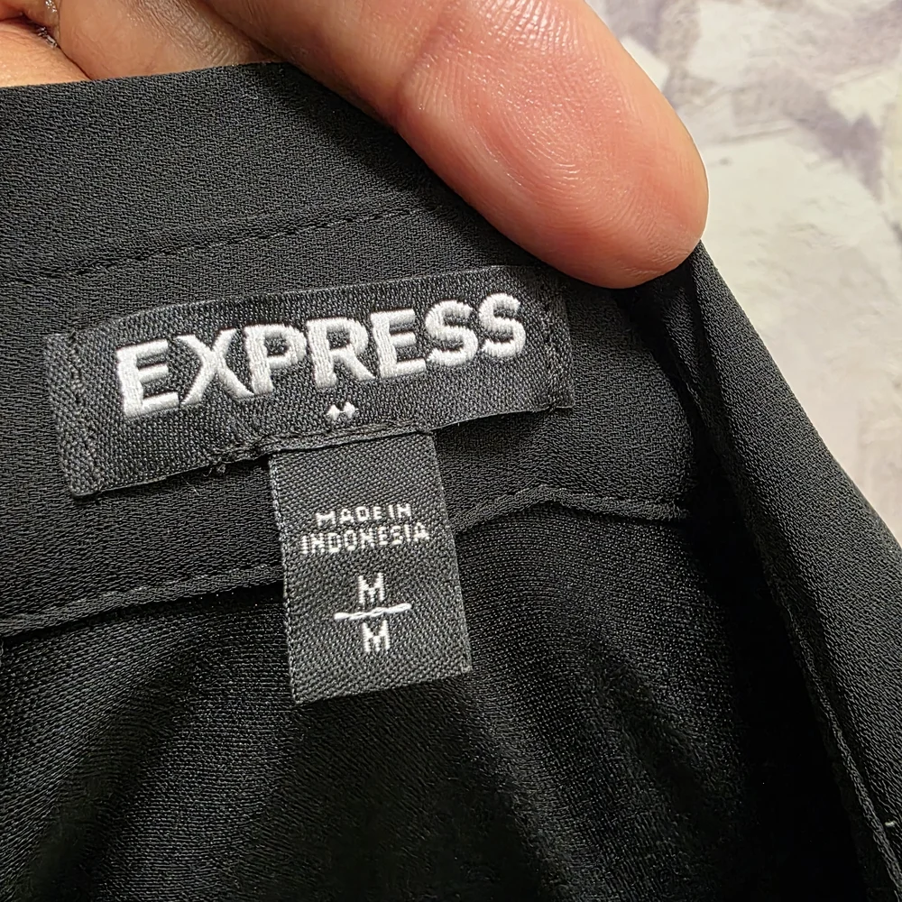 Express Botton-down Black Shirt With No Waist Tie - Picture 1 of 5